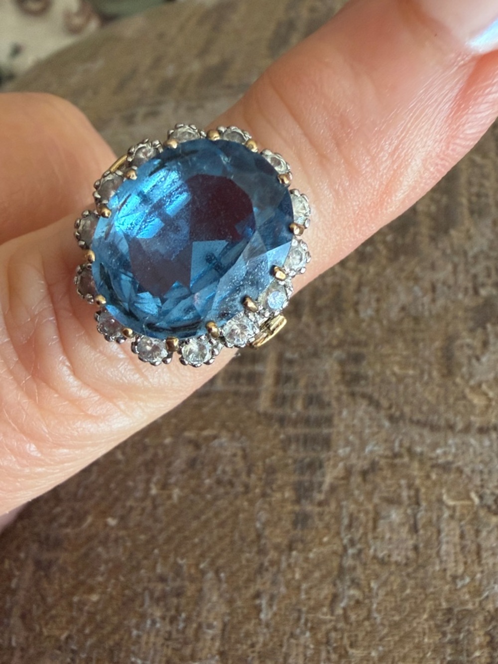Blue Crystal Halo Statement Ring - Designer Style size 8 GUC